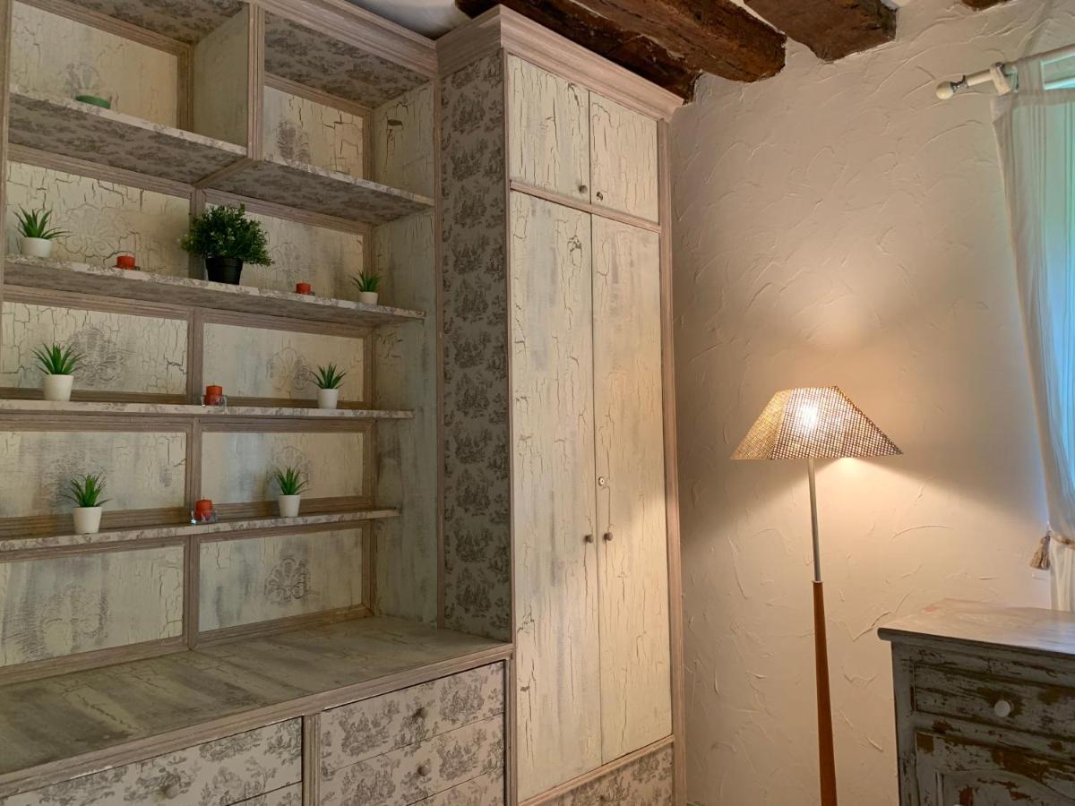 Charming Latin Quarter Courtyard Duplex For Four *